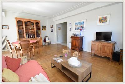 Appartement - 93 m² - 3 pièces