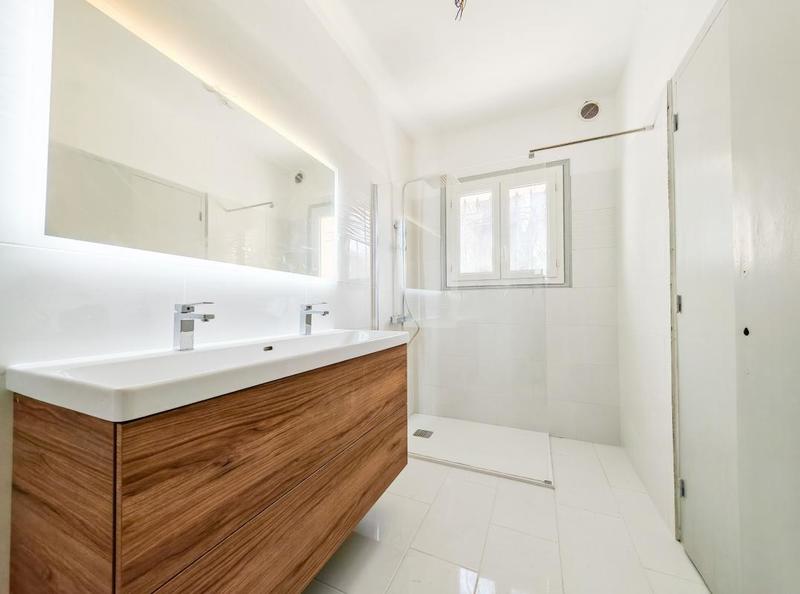 Maison - 143 m² - 5 pièces