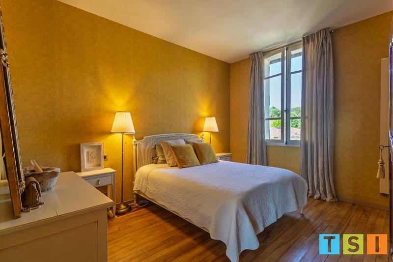 Maison bourgeoise - 140 m² - 4 pièces