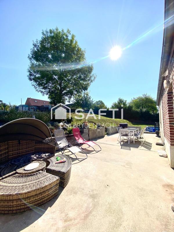 Maison - 180 m² - 5 pièces