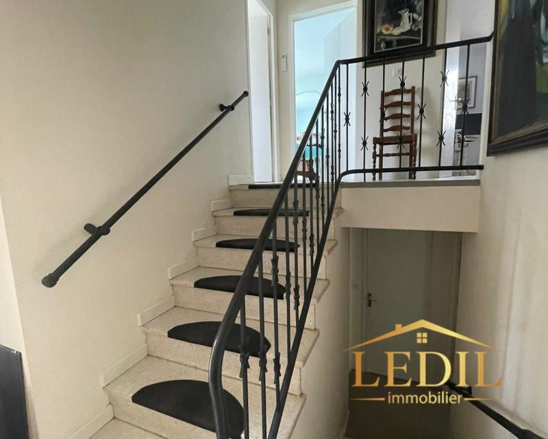 Maison de village - 112 m² - 4 pièces