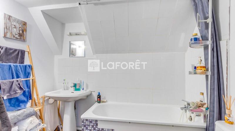 Loft - 185 m² - 5 pièces
