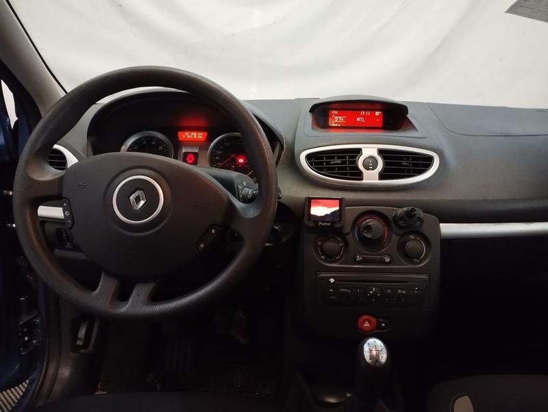 Renault Clio III 1.2 16v 75 Expression 5p