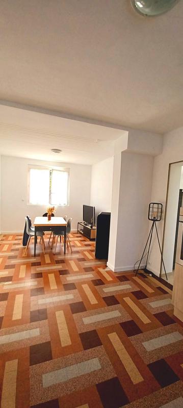 Maison - 105 m² - 6 pièces