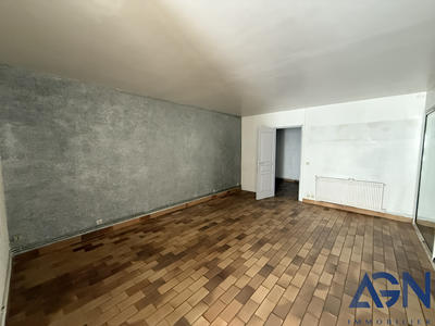 Maison - 82 m² - 5 pièces