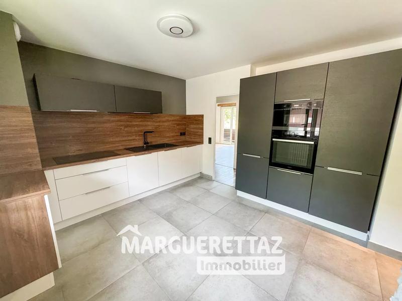 Appartement - 86 m² - 4 pièces