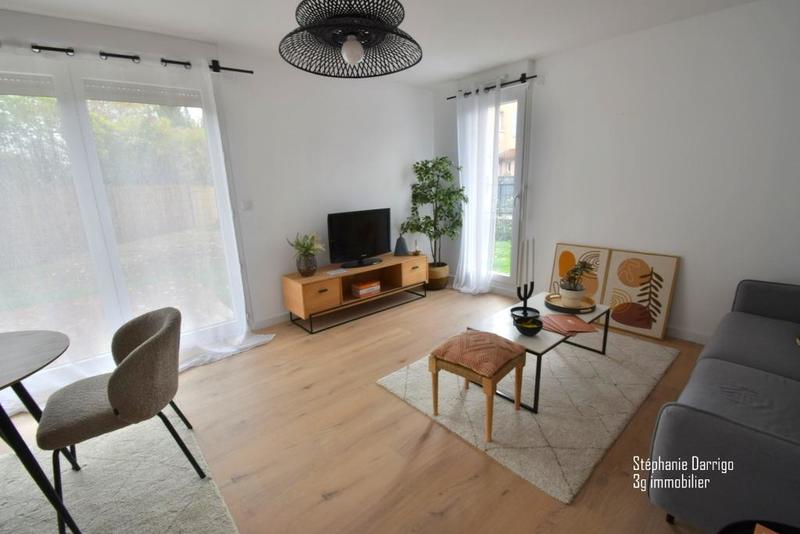 Appartement - 92 m² - 5 pièces