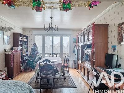 Maison - 110 m² - 6 pièces