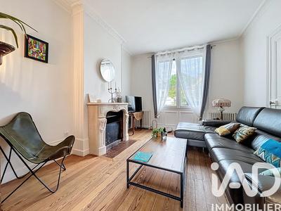 Maison de ville - 160 m² - 8 pièces