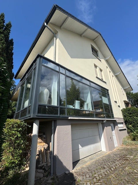 Maison - 198 m² - 7 pièces