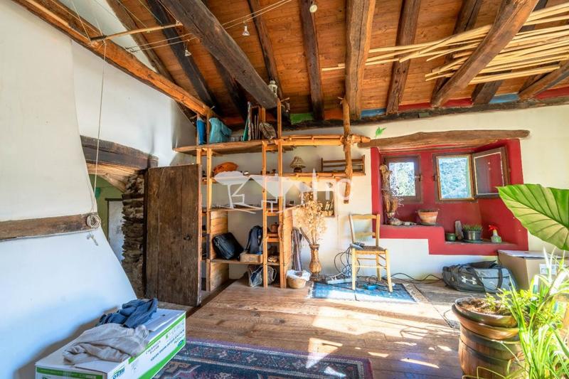 Mas - 78 m² - 7 pièces