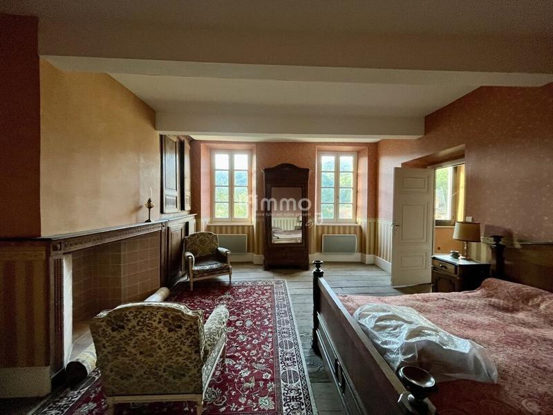 Maison de maîtres - 180 m² - 6 pièces