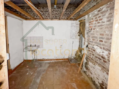 Parking / Garage - 210 m²