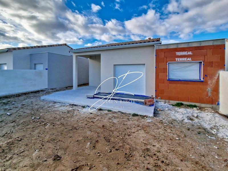 Maison - 96 m² - 4 pièces