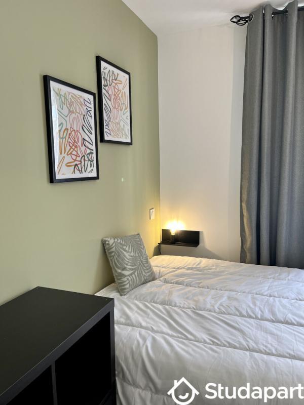 Chambre - 10 m² - 1 pièce