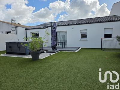 Maison - 92 m² - 4 pièces