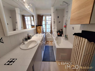 Appartement - 125 m² - 5 pièces