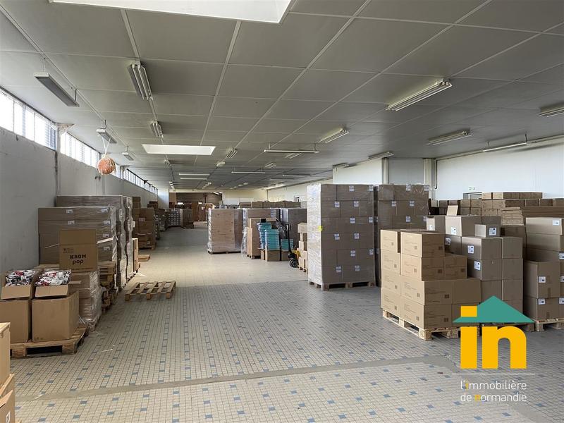 Local commercial - 1 460 m²