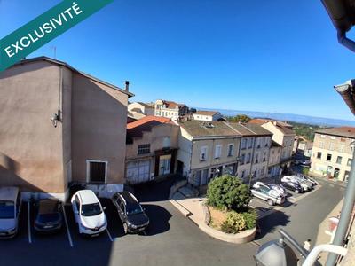 Maison de ville - 85 m² - 5 pièces