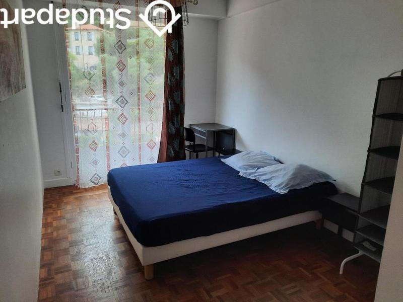 Chambre - 12 m² - 1 pièce