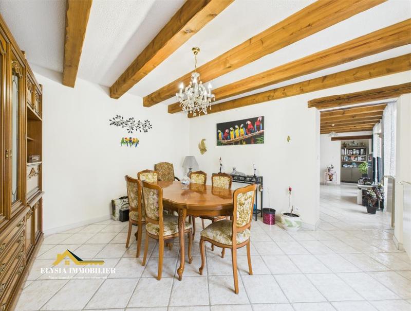 Maison de village - 147 m² - 6 pièces