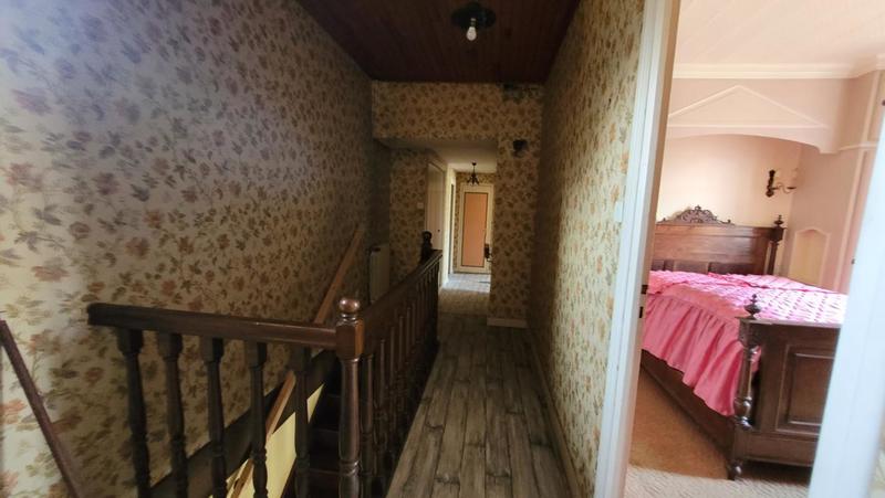 Maison en pierre - 139 m² - 6 pièces