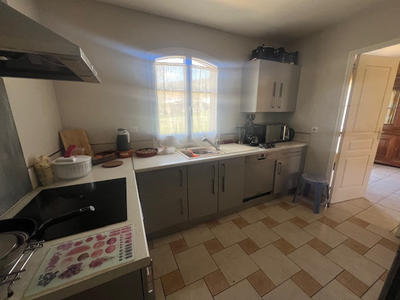 Maison - 121 m² - 8 pièces