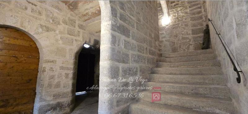 Appartement - 219 m² - 8 pièces