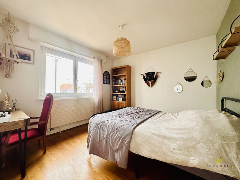 Maison - 198 m² - 7 pièces