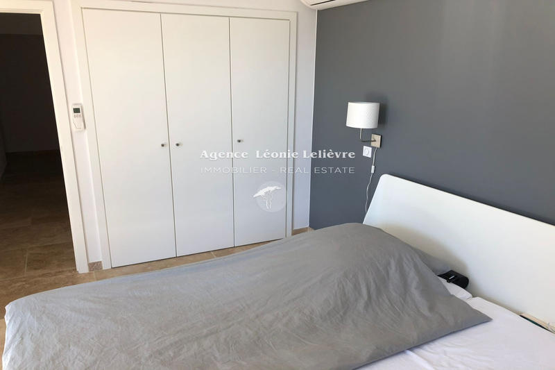 Maison - 240 m² - 6 pièces