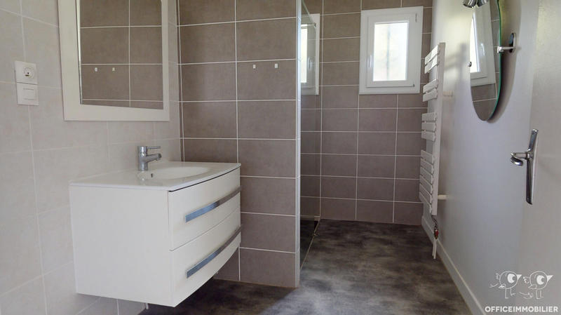 Maison - 95 m² - 5 pièces