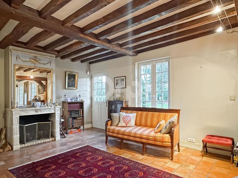 Propriété - 236 m² - 6 pièces