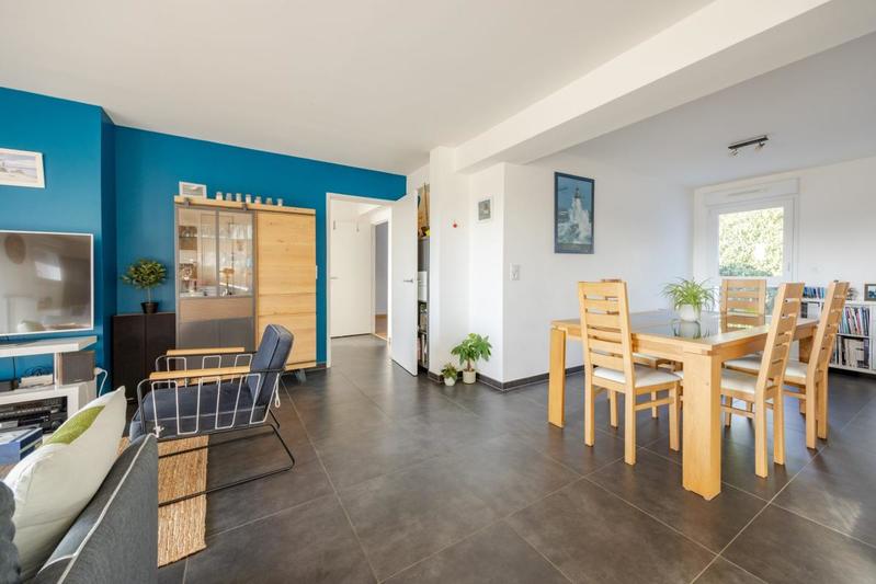 Appartement - 90 m² - 4 pièces