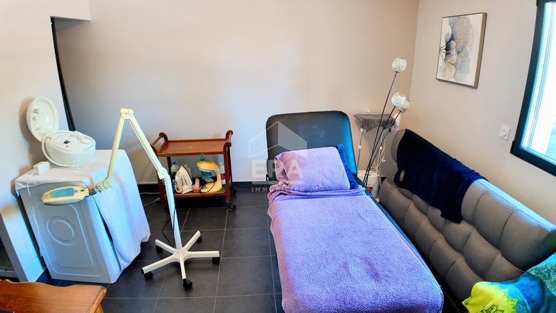 Maison - 106 m² - 4 pièces