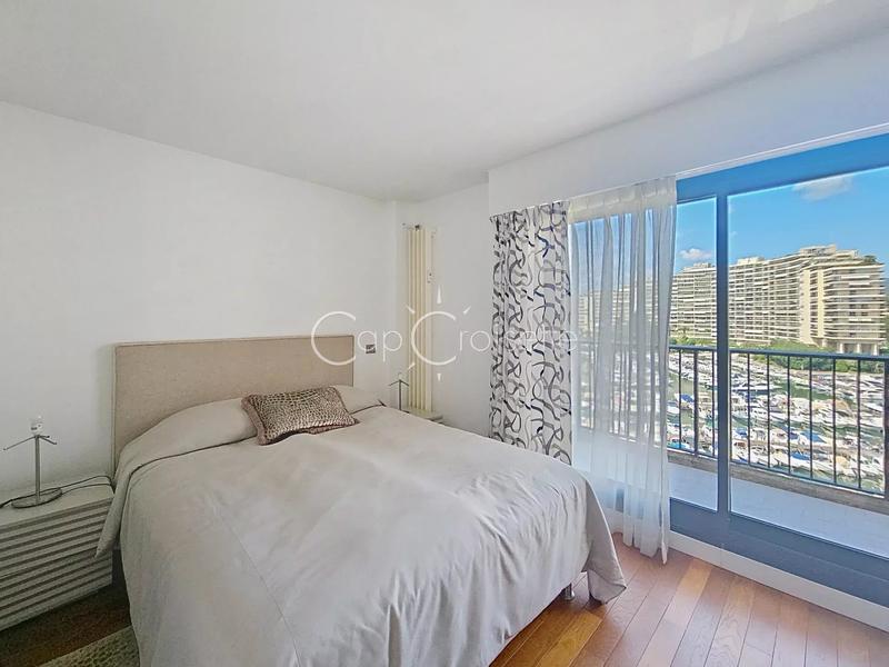 Appartement - 132 m² - 4 pièces