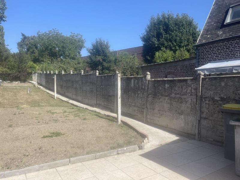 Maison - 104 m² - 4 pièces