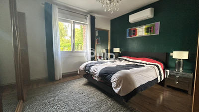 Maison - 157 m² - 8 pièces