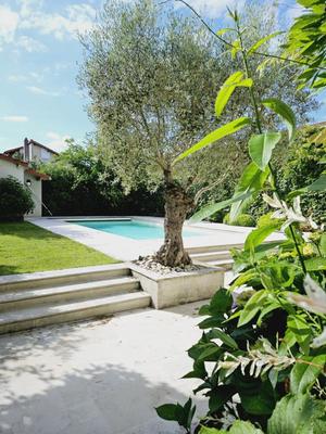 Maison - 200 m² - 8 pièces