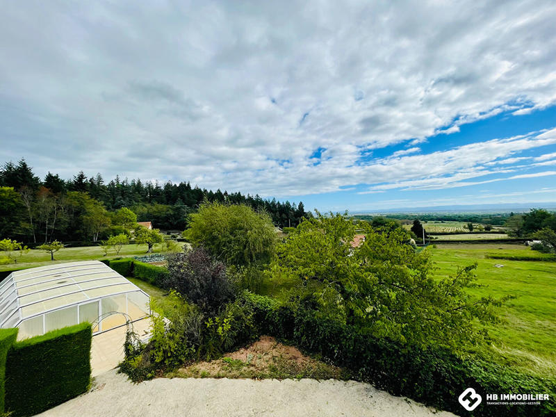 Maison - 196 m² - 11 pièces