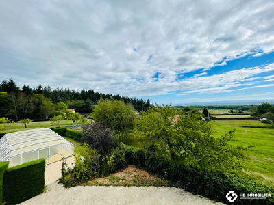 Maison - 196 m² - 11 pièces