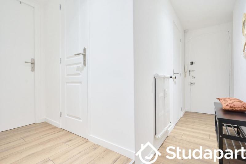 Chambre - 12 m² - 1 pièce