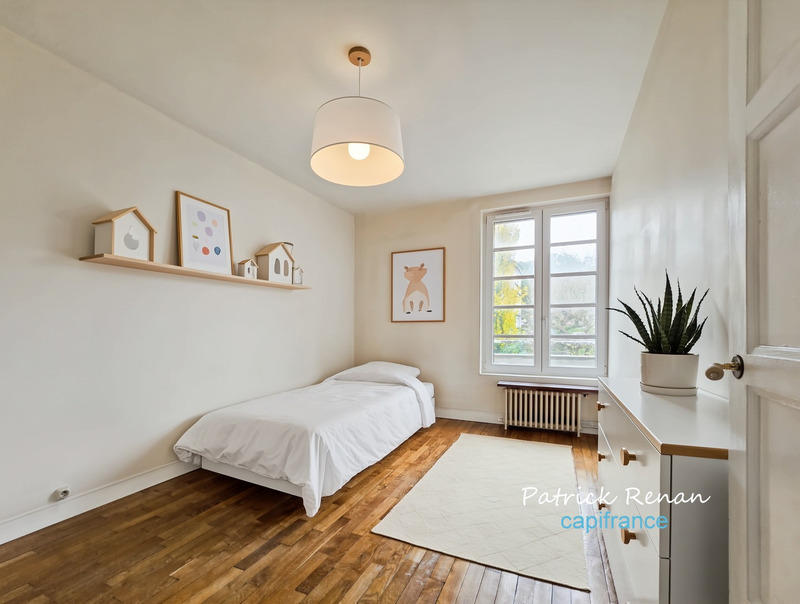 Appartement - 80 m² - 4 pièces