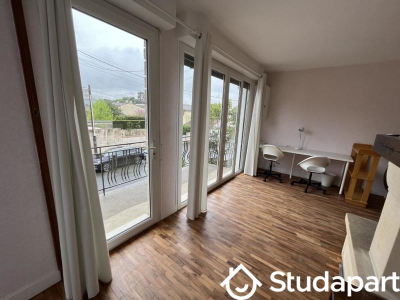 Chambre - 25 m² - 1 pièce