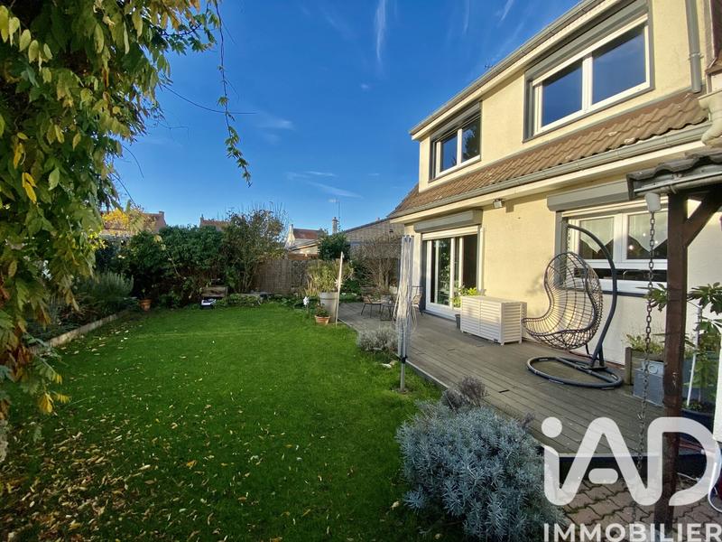 Maison - 97 m² - 4 pièces