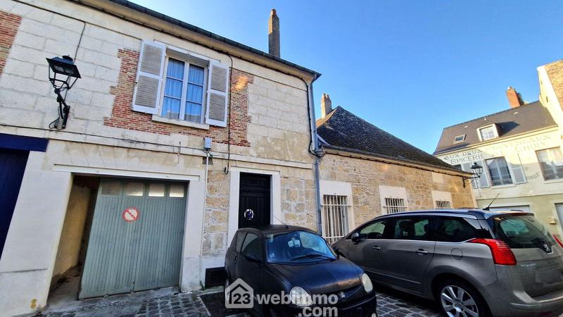 Appartement - 100 m² - 1 pièce