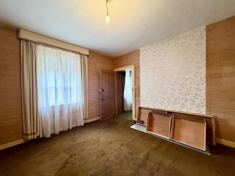 Maison - 167 m² - 8 pièces