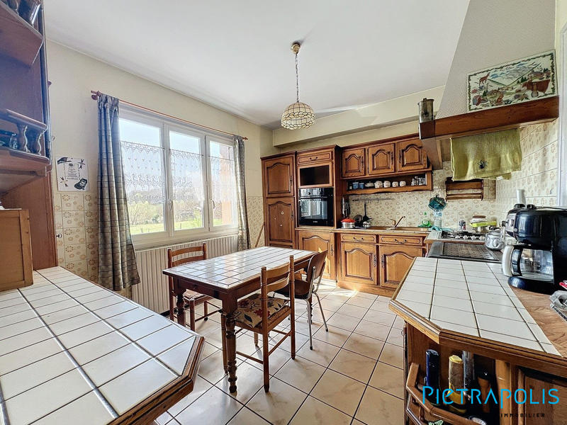 Maison contemporaine - 194 m² - 10 pièces