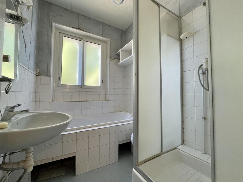 Maison traditionnelle - 200 m² - 8 pièces