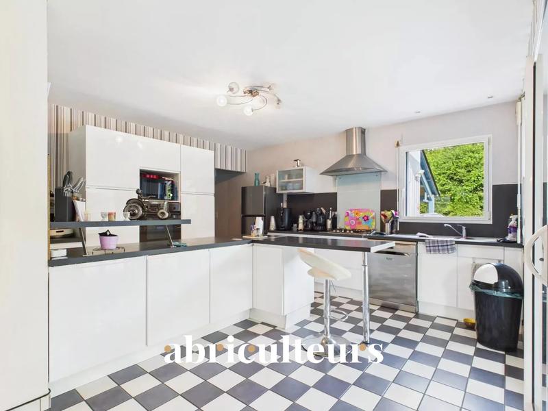 Maison - 175 m² - 6 pièces