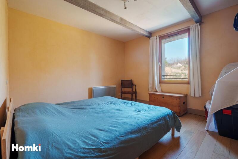 Propriété - 215 m² - 5 pièces